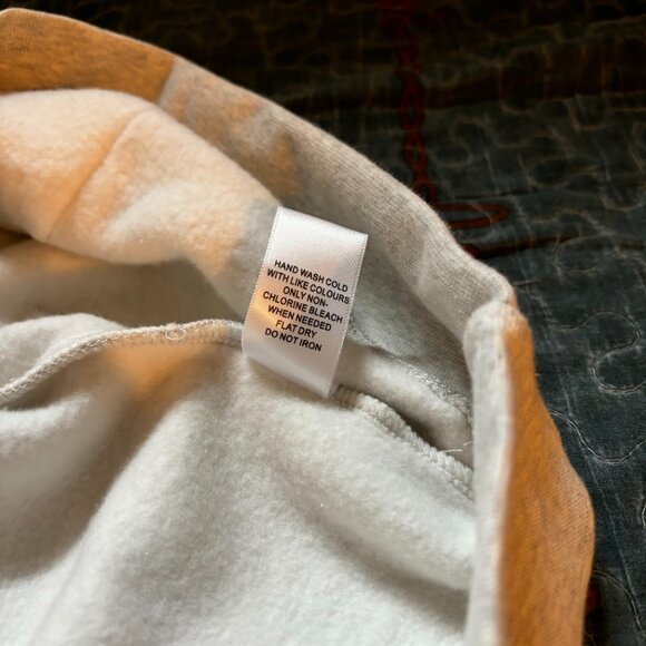 Fear of God Essentials Pullover Hoodie - Picture 4 of 4